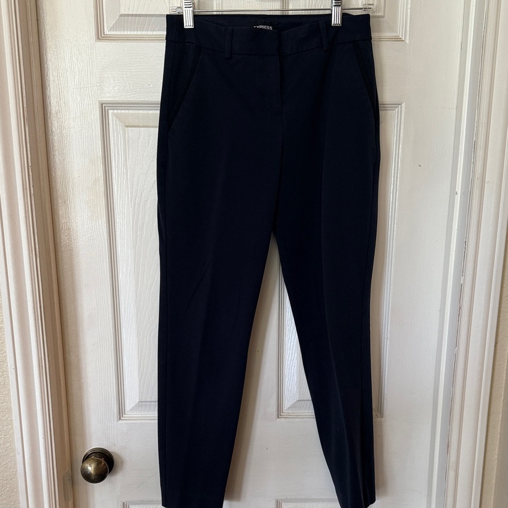 Express Women's Dark Blue Cropped Pants